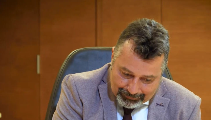 Кандидат-депутатът от ИТН шикалкави и увърта кой е написал текстаВлизането