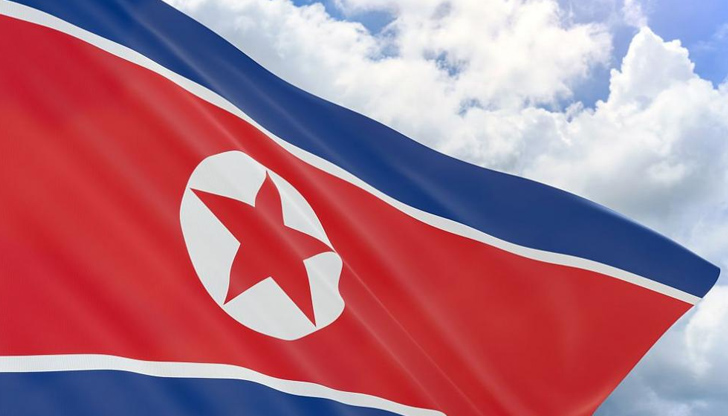 Изстрелването е в отговор на продължаващите съвместни военни учения на