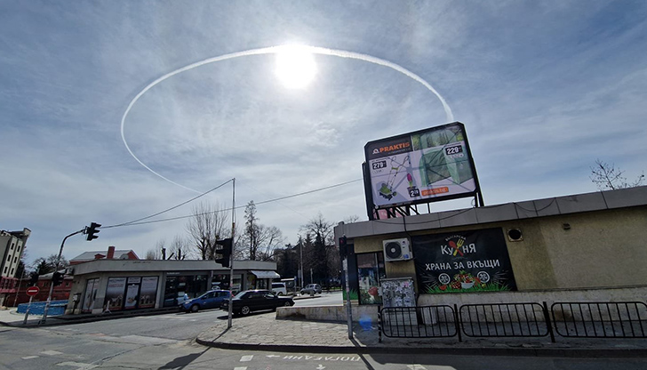 В продължение на повече от два часа самолети на САЩ