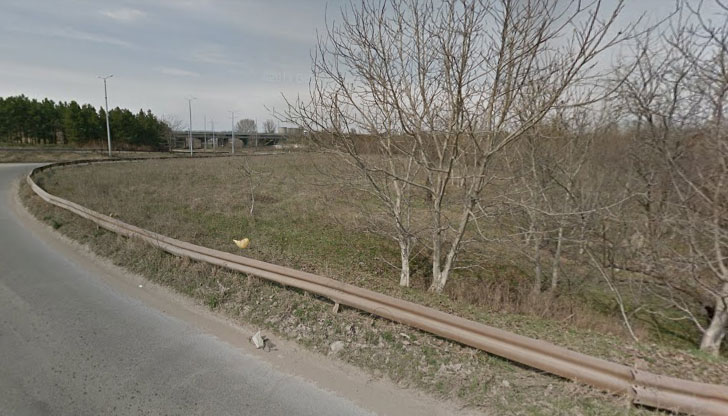 По пътя за Червена вода и Кубрат пък са поставени