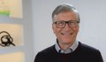 Бил Гейтс: Не спирайте експериментите с изкуствен интелект
