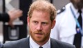 Принц Хари ще е на задните редове на коронацията на баща си