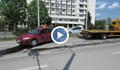 Кола катастрофира пред сградата на полицията в Русе
