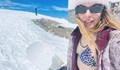 Карина Караньотова се появи по бански на пистата
