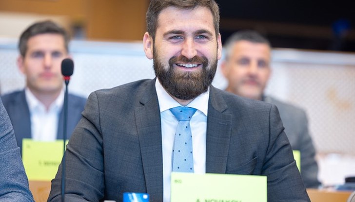 Комисия по транспорт и туризъм на ЕП одобри предложението на Андрей Новаков
