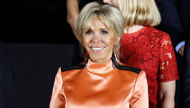 Френската първа дама Брижит Макрон навършва 70 години, но не очаквайте тя да говори за това Френската първа дама Брижит Макрон навършва 70 години, но не очаквайте тя да говори за това