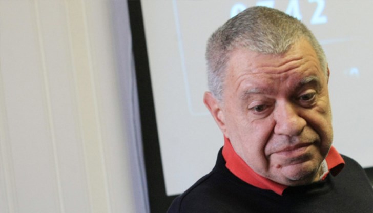 Според проф. Константинов коалицията ПП и ДБ е в много тежко положение Според проф. Константинов коалицията ПП и ДБ е в много тежко положение