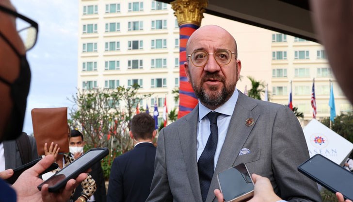 Председателят на Европейския съвет отрече да е правил "екстравагантни" сметки за пътуване