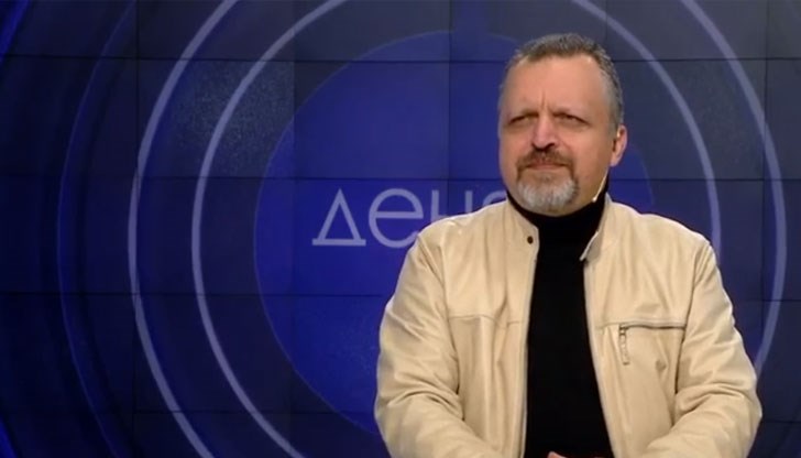 Силно казано е това за военното обучение в училище - това са разкази за военната служба, коментира доц. Милен Иванов