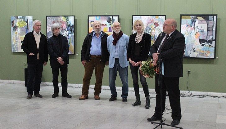 В Художествената галерия бе открита изложбата „Живопис и скулптура“
