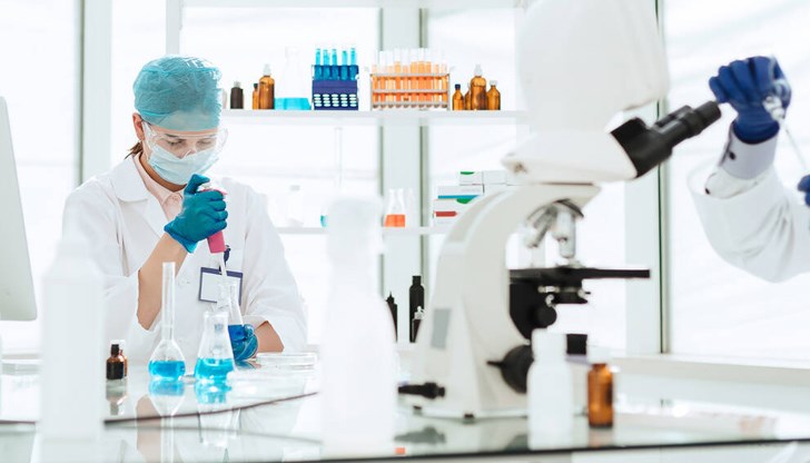 С лобистки трикове големите фармацевтични компании увеличават балансите си с милиарди евро, а това коства значителни разходи за държавите от ЕС С лобистки трикове големите фармацевтични компании увеличават балансите си с милиарди евро, а това коства значителни разходи за държавите от ЕС