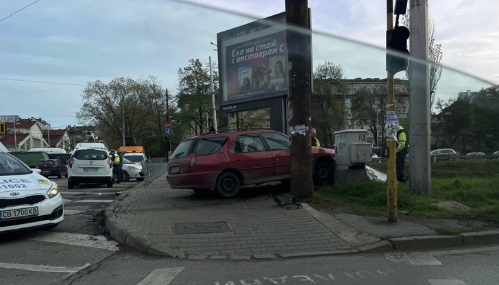 Сблъскали са се четири автомобила