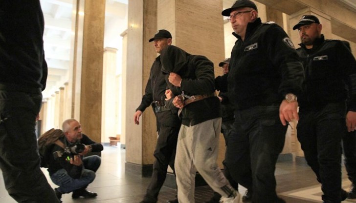 Калоян Каймакчийски е обвинен, че е застрелял бившата си приятелка