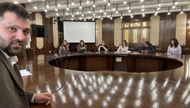 Давид Александров, член на комисията за "Многодетни семейства" в Русенско, информира за първите решения на комисията