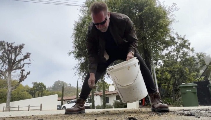 Съседи на звездата му благодариха