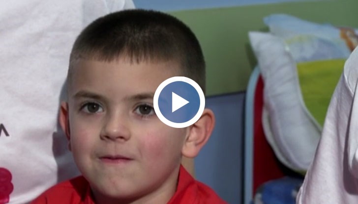 Майката и бащата на момченцето искат да имат трето дете, за да може то да бъде донор на сина им