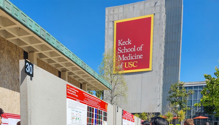 Невронната мрежа беше обучена на базата на голямо количество видео данни, които реални лекари коментираха