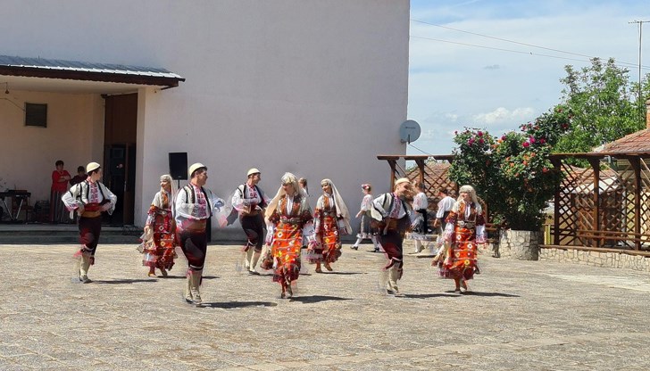 Фестивалът „Етноритми без граници“ ще се проведе на 7 април в село Ново село от 10:30 часа на площада пред сградата на кметството