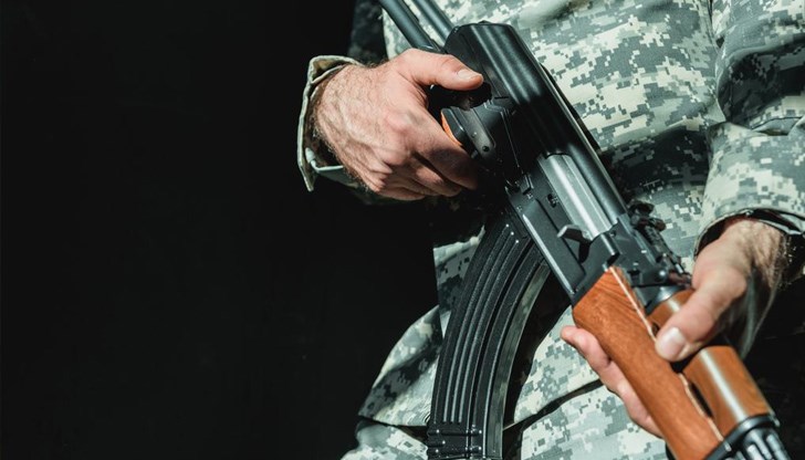 Първите три държави с най-високи разходи за оръжие са САЩ, Китай и Русия - на тях се падат 56 % от глобалния обем Първите три държави с най-високи разходи за оръжие са САЩ, Китай и Русия - на тях се падат 56 % от глобалния обем