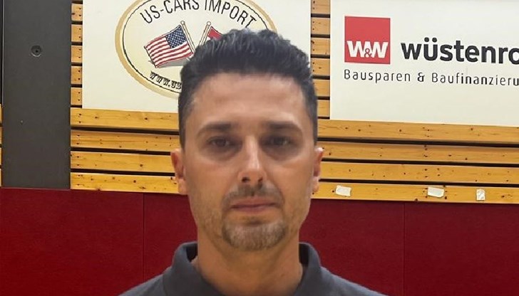 Мануел Марков разказа, че там проблемът с материалната база не съществува, а родителите са страшно съпричастни