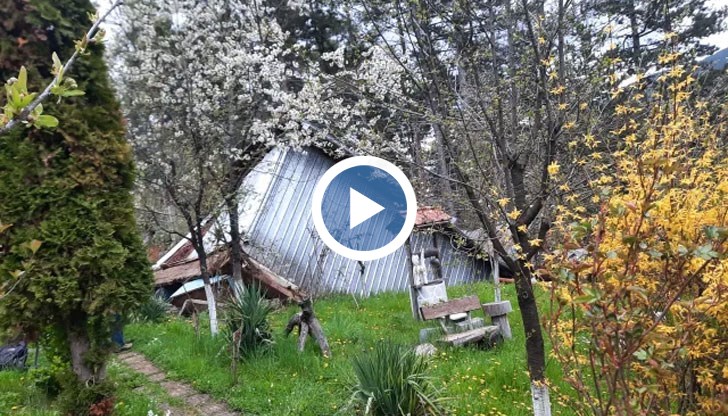 В нея пропаднаха гараж и стопанска сграда