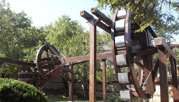 Долап за поливане в реален размер Долап за поливане в реален размер