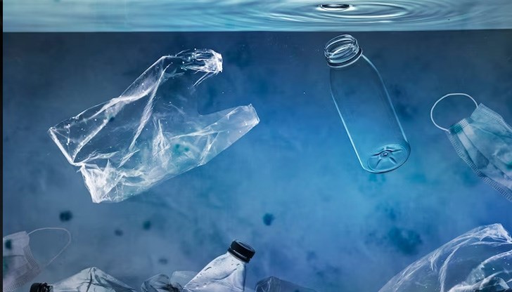 Хората поглъщат пластмаса с много други хранителни продукти Хората поглъщат пластмаса с много други хранителни продукти