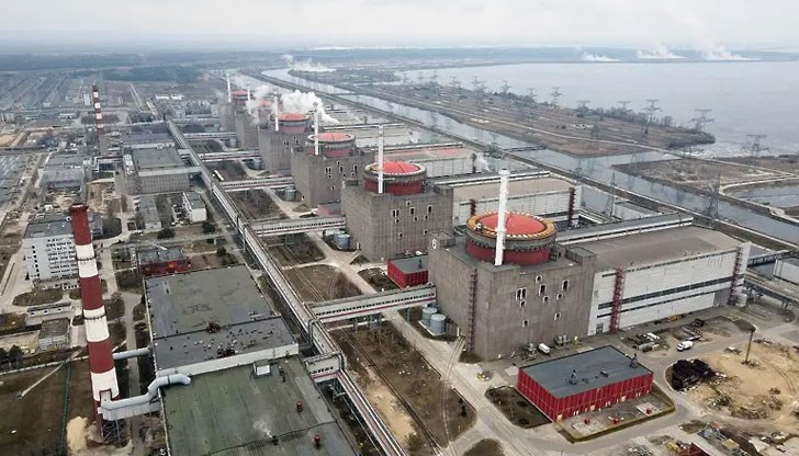 От "Енергоатом" смятат, че руснаците се подготвят за дългосрочно задържане на служителите на атомната електроцентрала като заложници