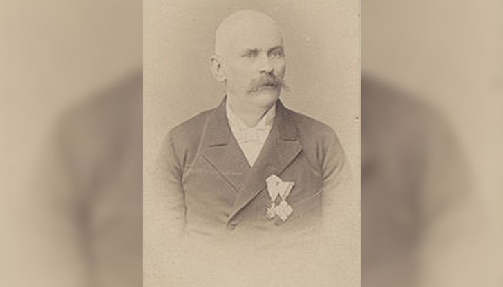 За временен председател е избран адвокатът Христо Иванов - Големия За временен председател е избран адвокатът Христо Иванов - Големия