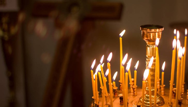 На 10 април започва Страстната седмица с Велики понеделник, а имен ден празнуват Виктор и Виктория