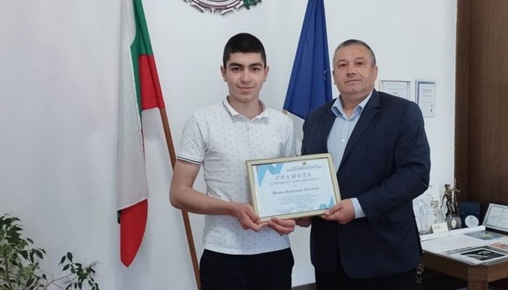 Йонко Николов бе отличен за проявените от него кураж, смелост и съобразителност