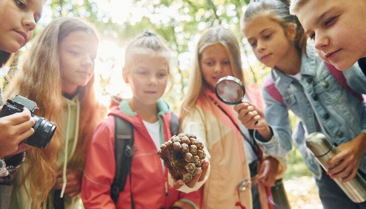 Образователното министерство заменя летните ученически лагери с патриотични турове
