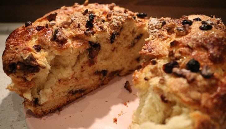 Цената на козунаците варира от 2 до 60 лева за половин килограм Цената на козунаците варира от 2 до 60 лева за половин килограм