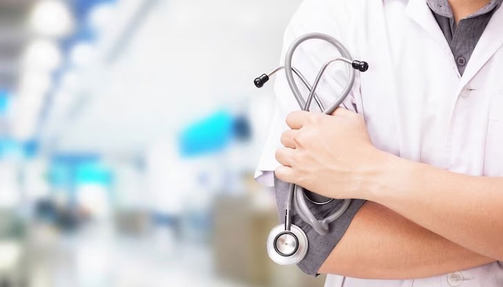 Своя професионален празник отбелязват медиците и фармацевти, посветили живота си на каузата да лекуват Своя професионален празник отбелязват медиците и фармацевти, посветили живота си на каузата да лекуват