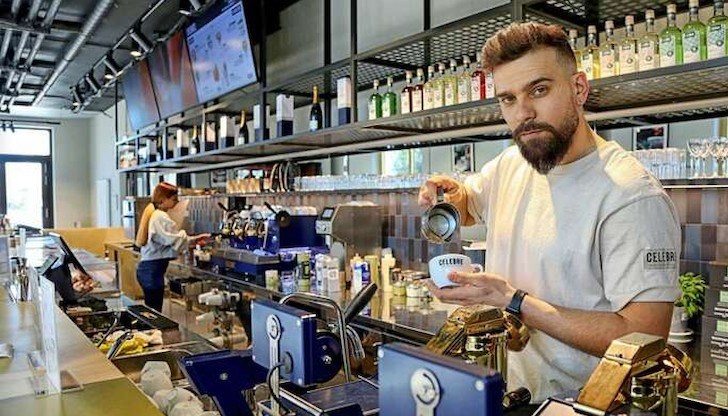 Антоний Балъков също е бил професионален футболист в България Антоний Балъков също е бил професионален футболист в България