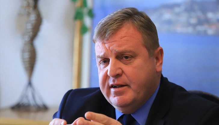 Целта е прокуратурата да бъде овладяна, за да бъде инструмент на тази ултралиберална политика, коментира Каракачанов Целта е прокуратурата да бъде овладяна, за да бъде инструмент на тази ултралиберална политика, коментира Каракачанов