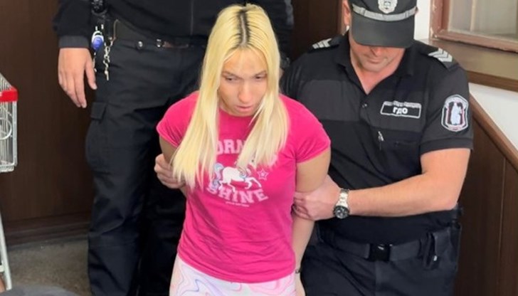 Не ми е казвано такова нещо, чух го като всички в съдебната зала, каза адвокатът на Емили Анелия Райчева Не ми е казвано такова нещо, чух го като всички в съдебната зала, каза адвокатът на Емили Анелия Райчева