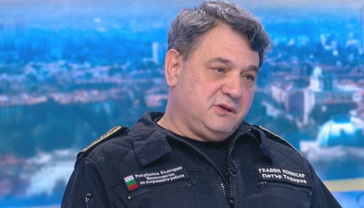 Дадени са указания при съмнителен багаж избирателите да бъдат проверявани Дадени са указания при съмнителен багаж избирателите да бъдат проверявани