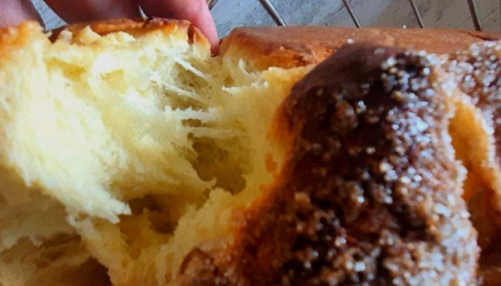 В навечерието на Великден темата за месене и хапване на домашен козунак е особено актуална В навечерието на Великден темата за месене и хапване на домашен козунак е особено актуална