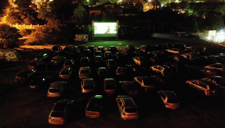 Прожекциите ще се състоят на 14 и 15 май на паркинга на „Кауфланд“ на булевард “Липник“