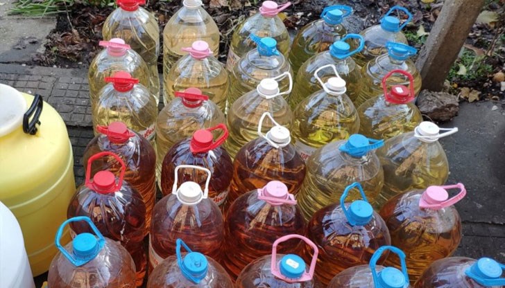 Най-голямото количество от 1050 литра етилов алкохол е установено в частен имот в град Дулово