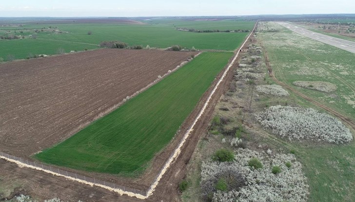 Кметът на Русе публикува във фейсбук снимки от работния процес на Летище Русе Кметът на Русе публикува във фейсбук снимки от работния процес на Летище Русе