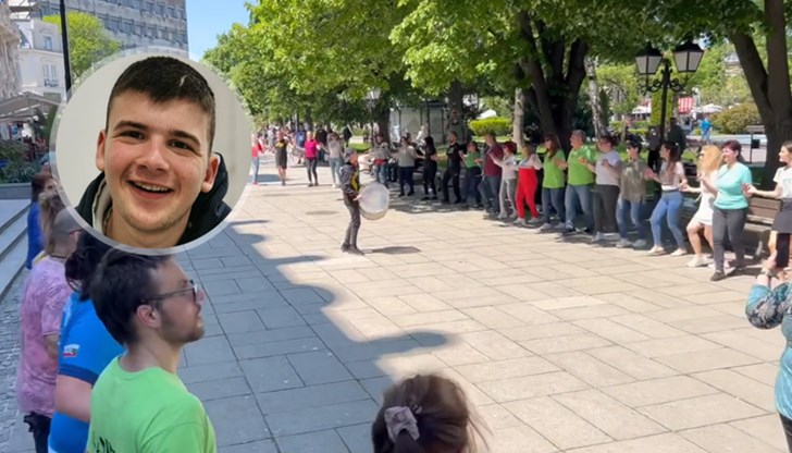 Русенци се заловиха на хорото в помощ на Сашко