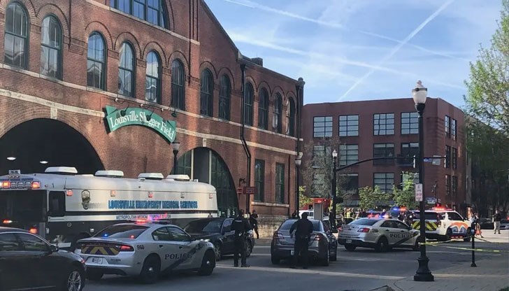 Агенти на ФБР са мобилизирани в неутрализирането на стрелеца Агенти на ФБР са мобилизирани в неутрализирането на стрелеца