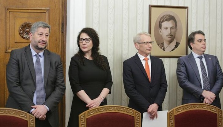 ПП - ДБ проведоха консултации при президента ПП - ДБ проведоха консултации при президента