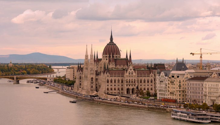 Ограниченията ще останат в сила до 30 юни 2023 година съобщават от унгарското правителство