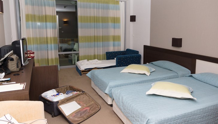 Приходите от нощувки в хотели през февруари месец 2023 година надхвърлят 92 милиона лева, което е със 70,6% повече в сравнение с февруари 2022 година Приходите от нощувки в хотели през февруари месец 2023 година надхвърлят 92 милиона лева, което е със 70,6% повече в сравнение с февруари 2022 година