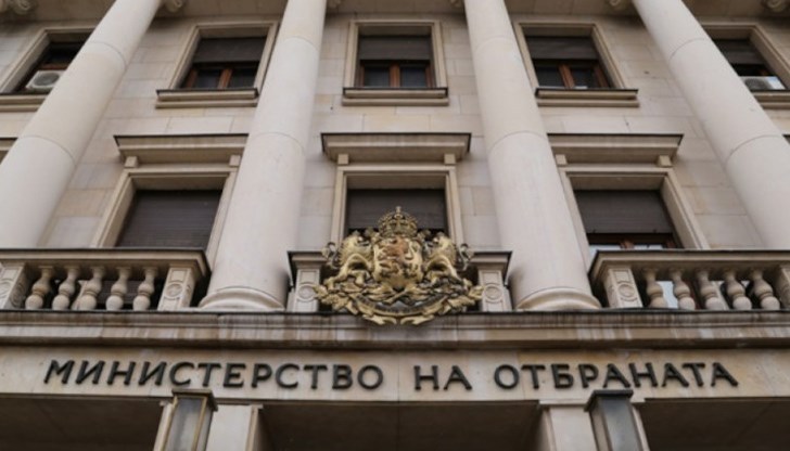 От Министерството на отбраната съобщават, че повиквателни се изпращат според Закона за резерва на въоръжените сили и Наредбата за военния отчет на български граждани и техника за мирно и военно време