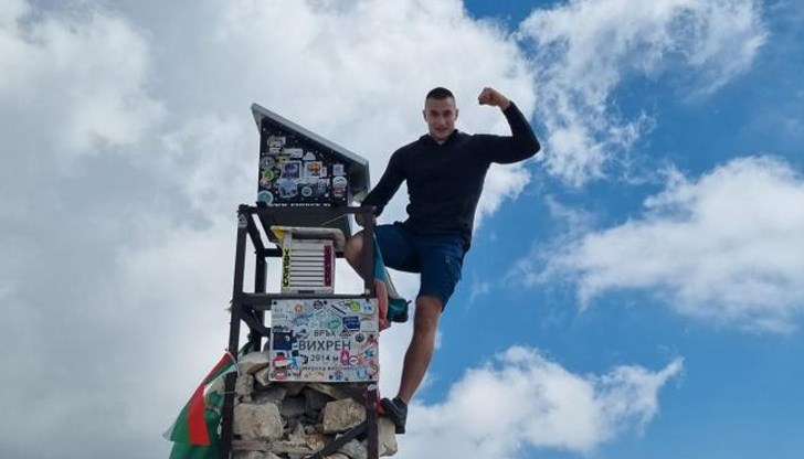 23-годишният Жорж Ангелов почина внезапно в дома си миналия месец 23-годишният Жорж Ангелов почина внезапно в дома си миналия месец