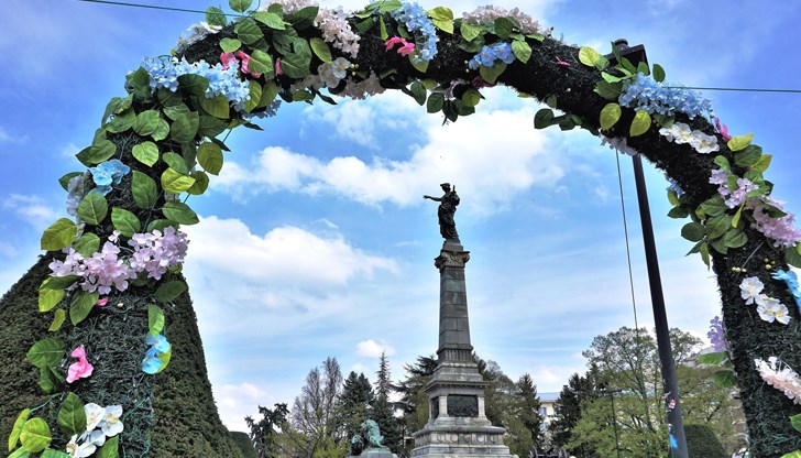 Споделяме красивите снимки, публикувани от Бонка Ангелова във фейсбук групата "Русе"